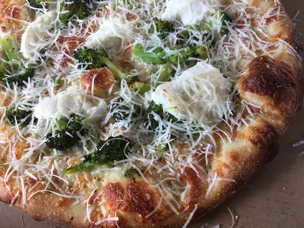 Basil Pizza